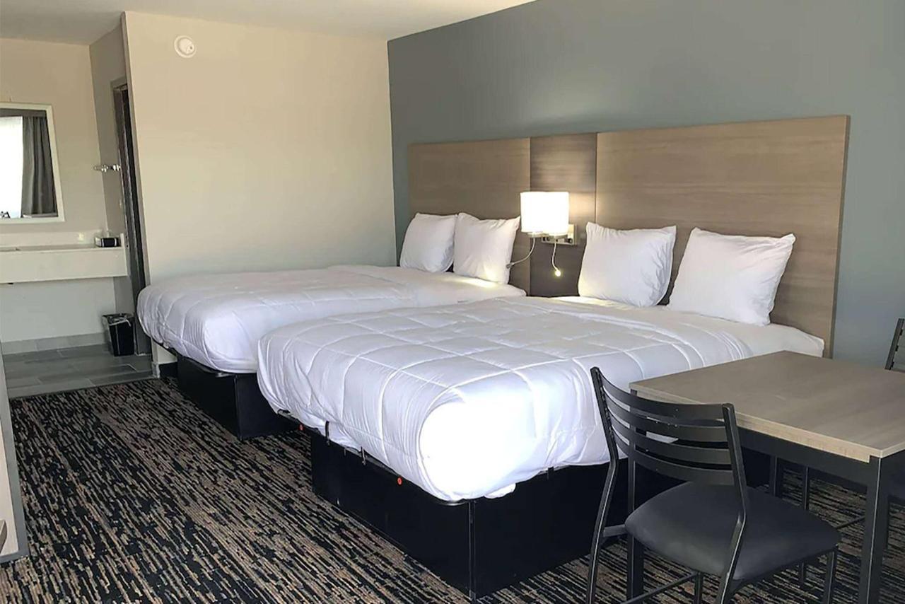 Super 8 By Wyndham Sulphur South Exteriér fotografie