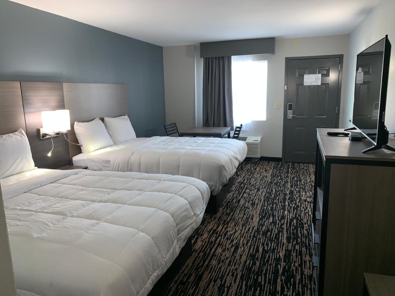 Super 8 By Wyndham Sulphur South Exteriér fotografie